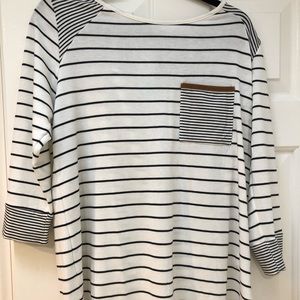 Pink Clover Haylee Front Pocket Raglan Knit Top